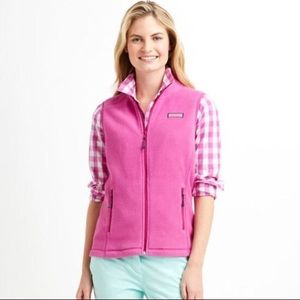 vineyard vines fleece vest